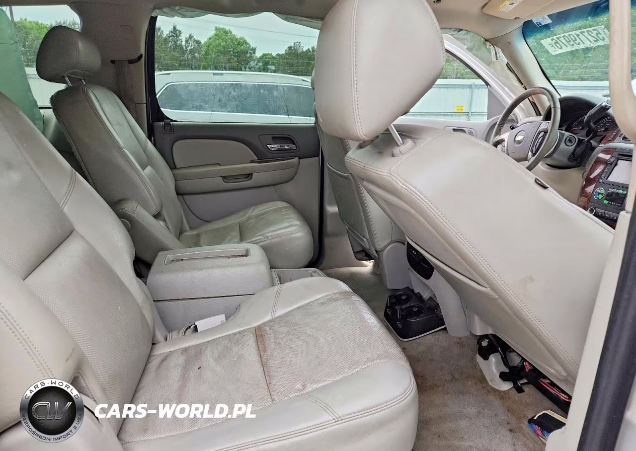 2010 Chevrolet Suburban K1500 Ltz VIN:1GNUKKE36AR222637 - 11