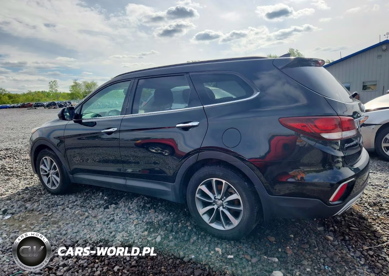 2018 Hyundai Santa Fe Se VIN:KM8SMDHF8JU295089 - 2