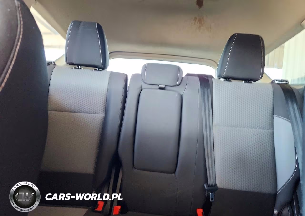 2018 Ford Escape Se VIN:1FMCU9GD7JUA15485 - 10