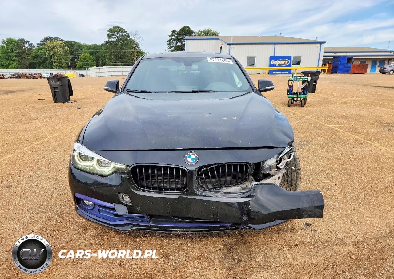 2018 BMW 330 Xi VIN:WBA8D9C56JA616345 - 5