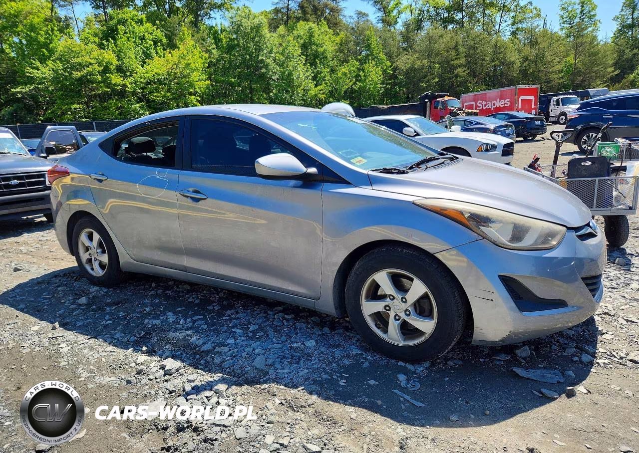 2015 Hyundai Elantra Se VIN:5NPDH4AE9FH642658 - 4