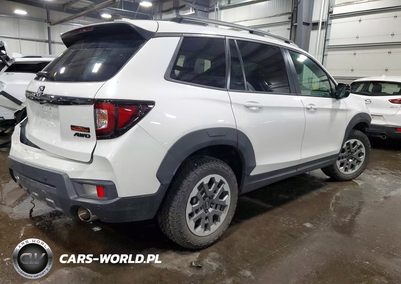 2025 Honda Passport Trail Sport VIN:5FNYF8H65SB006535 - 3