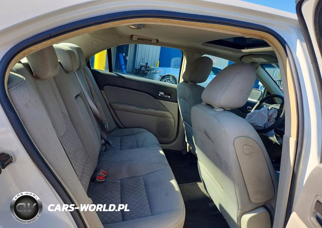 2010 Ford Fusion Se VIN:3FAHP0HA7AR301822 - 10
