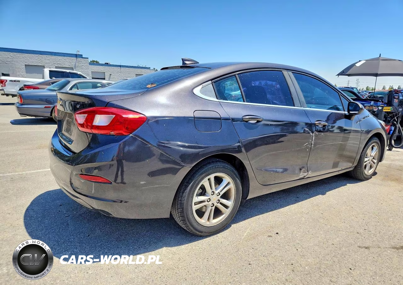 2016 Chevrolet Cruze Lt VIN:1G1BE5SM0G7253465 - 3