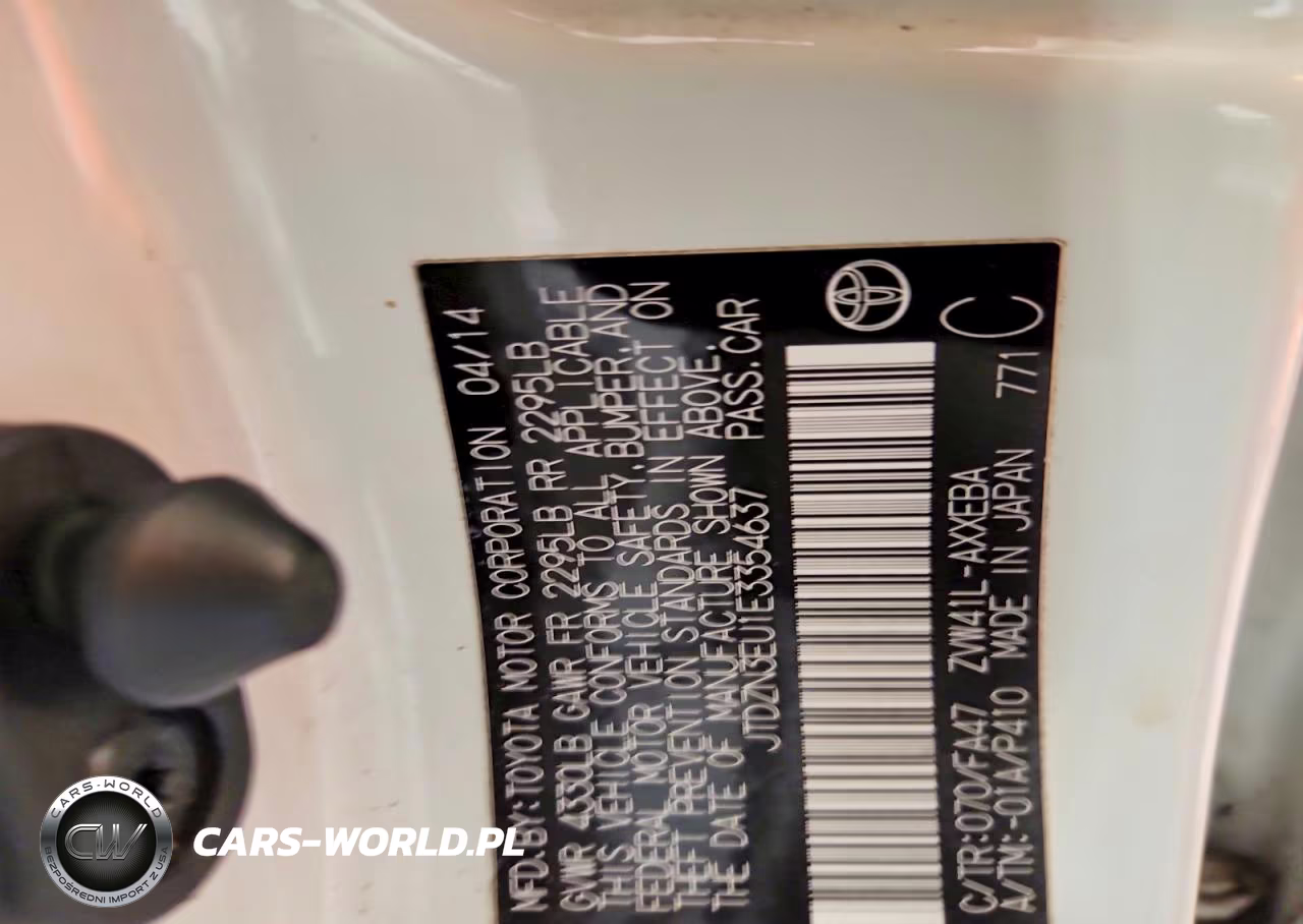 2014 Toyota Prius V Two VIN:JTDZN3EU1E3354637 - 12