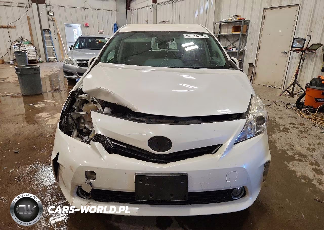 2014 Toyota Prius V Two VIN:JTDZN3EU1E3354637 - 5