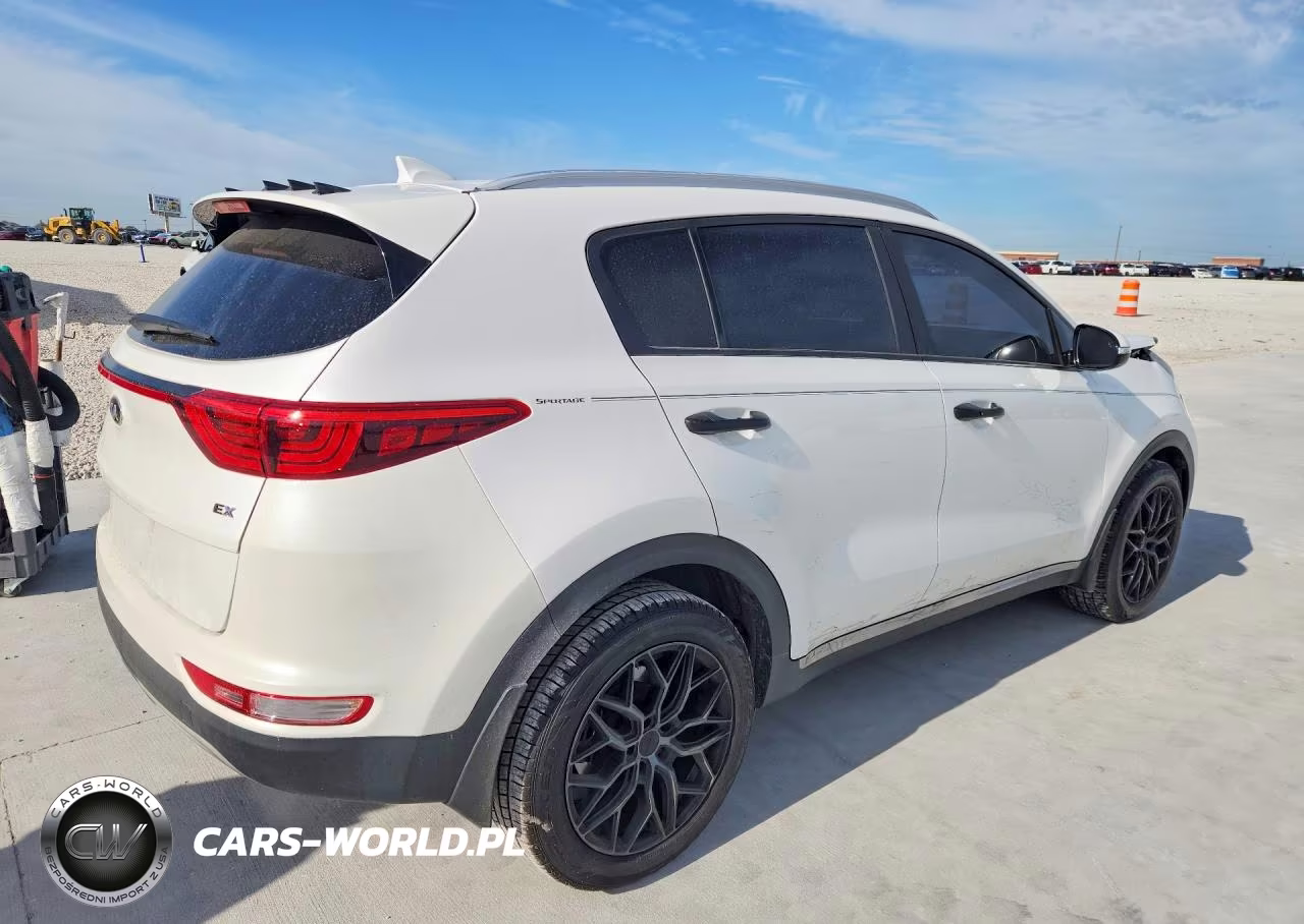2018 Kia Sportage Ex VIN:KNDPN3AC2J7466175 - 3