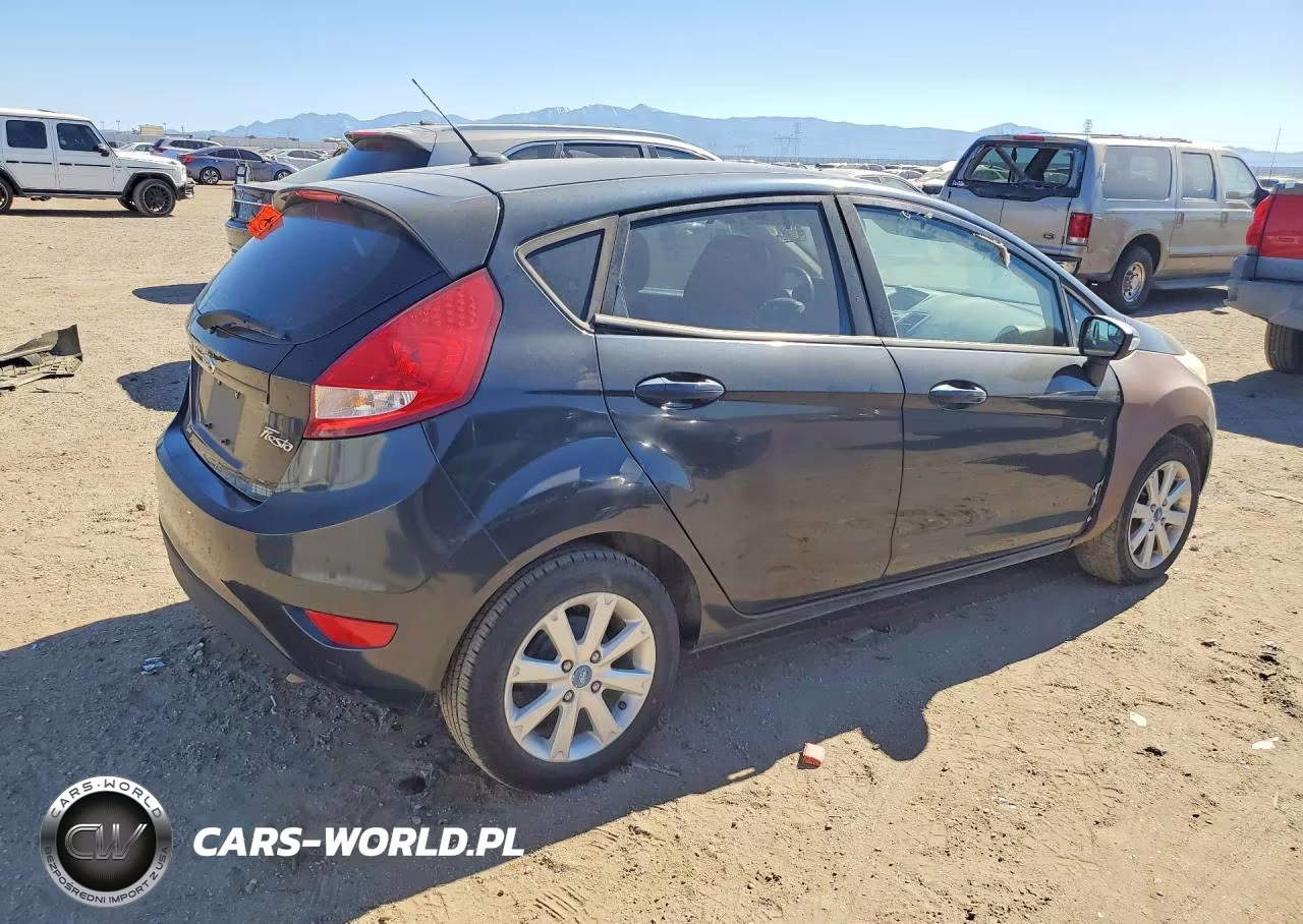 2013 Ford Fiesta Se VIN:3FADP4EJ2DM159567 - 3