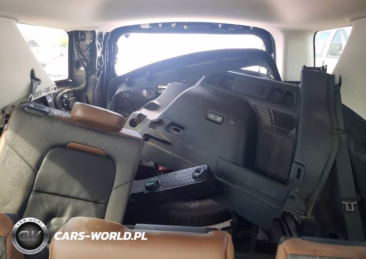 2021 Ford Bronco Sport Outer Banks VIN:3FMCR9C64MRA41272 - 10