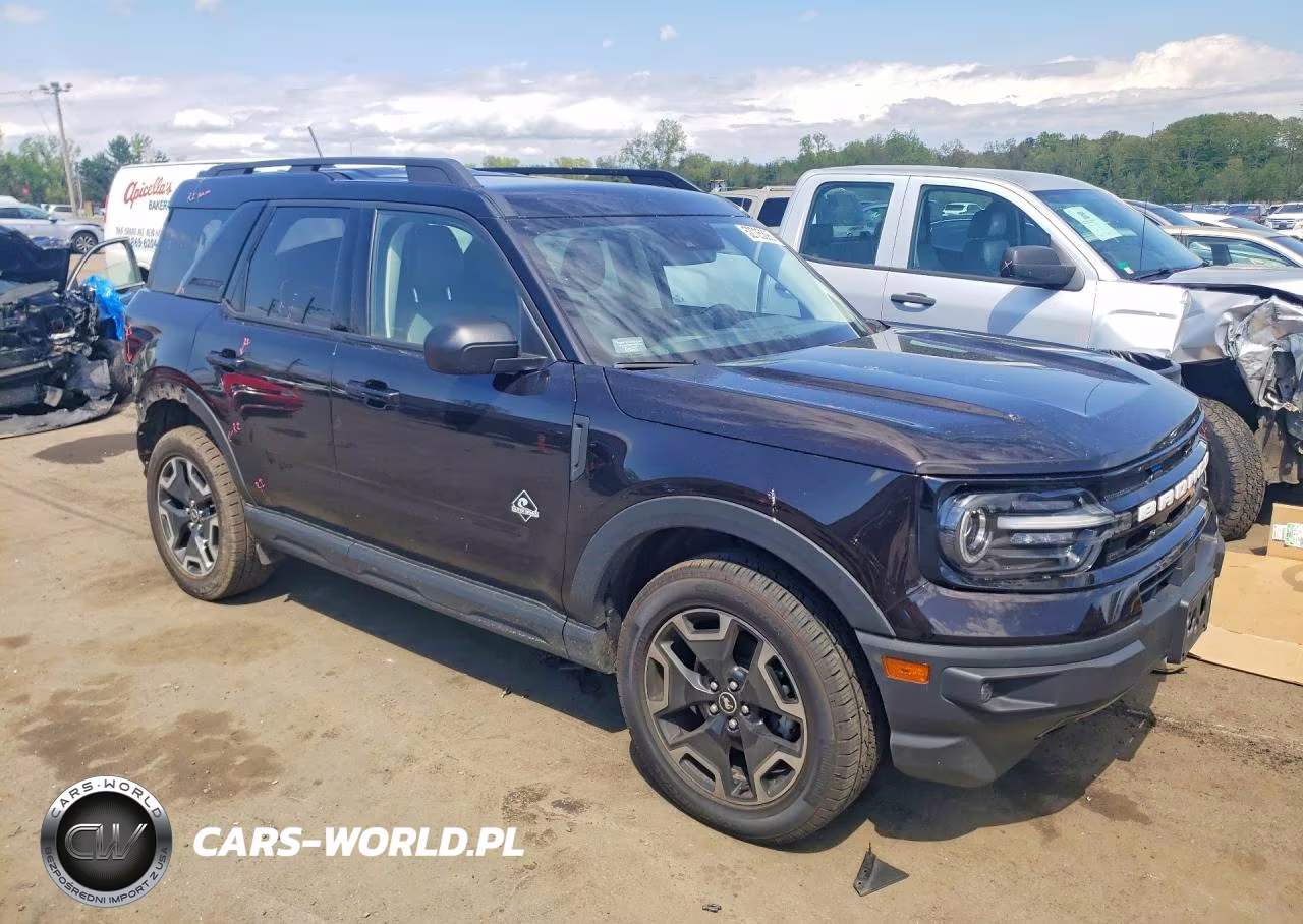 2021 Ford Bronco Sport Outer Banks VIN:3FMCR9C64MRA41272 - 4