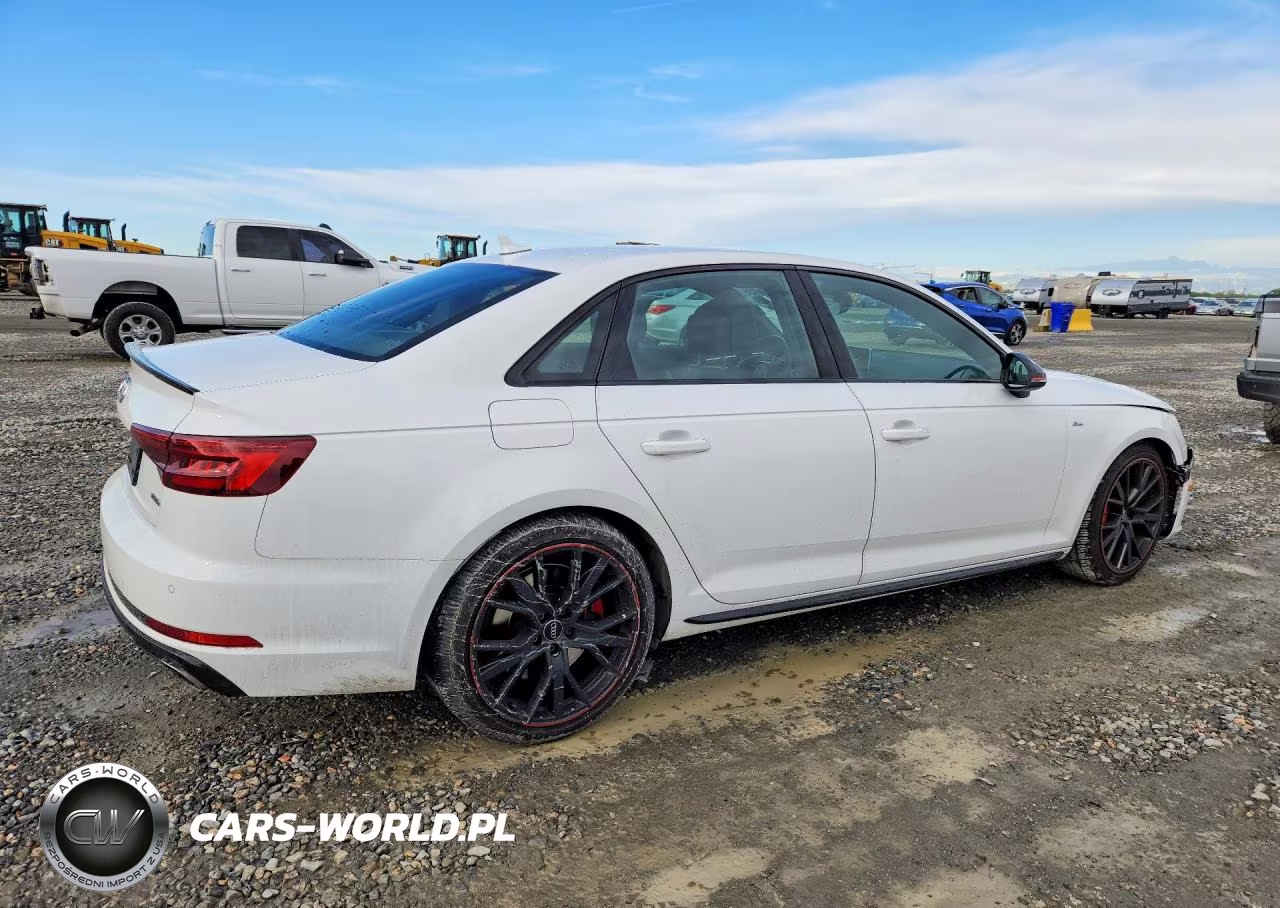 2019 Audi A4 Premium Plus VIN:WAUENAF4XKA065116 - 3