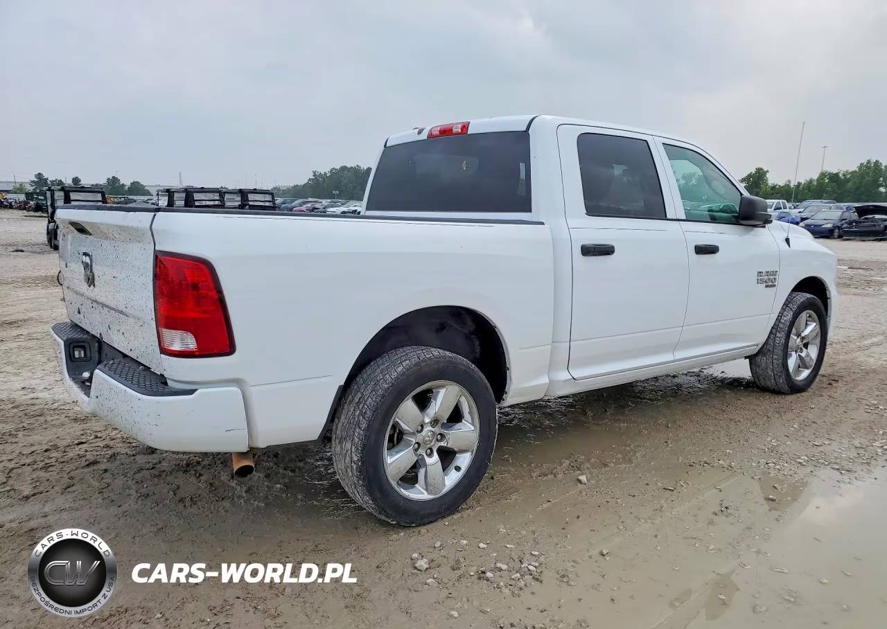 2019 Ram 1500 Classic Express 4X2 5'7 Box VIN:1C6RR6KG1KS621384 - 3