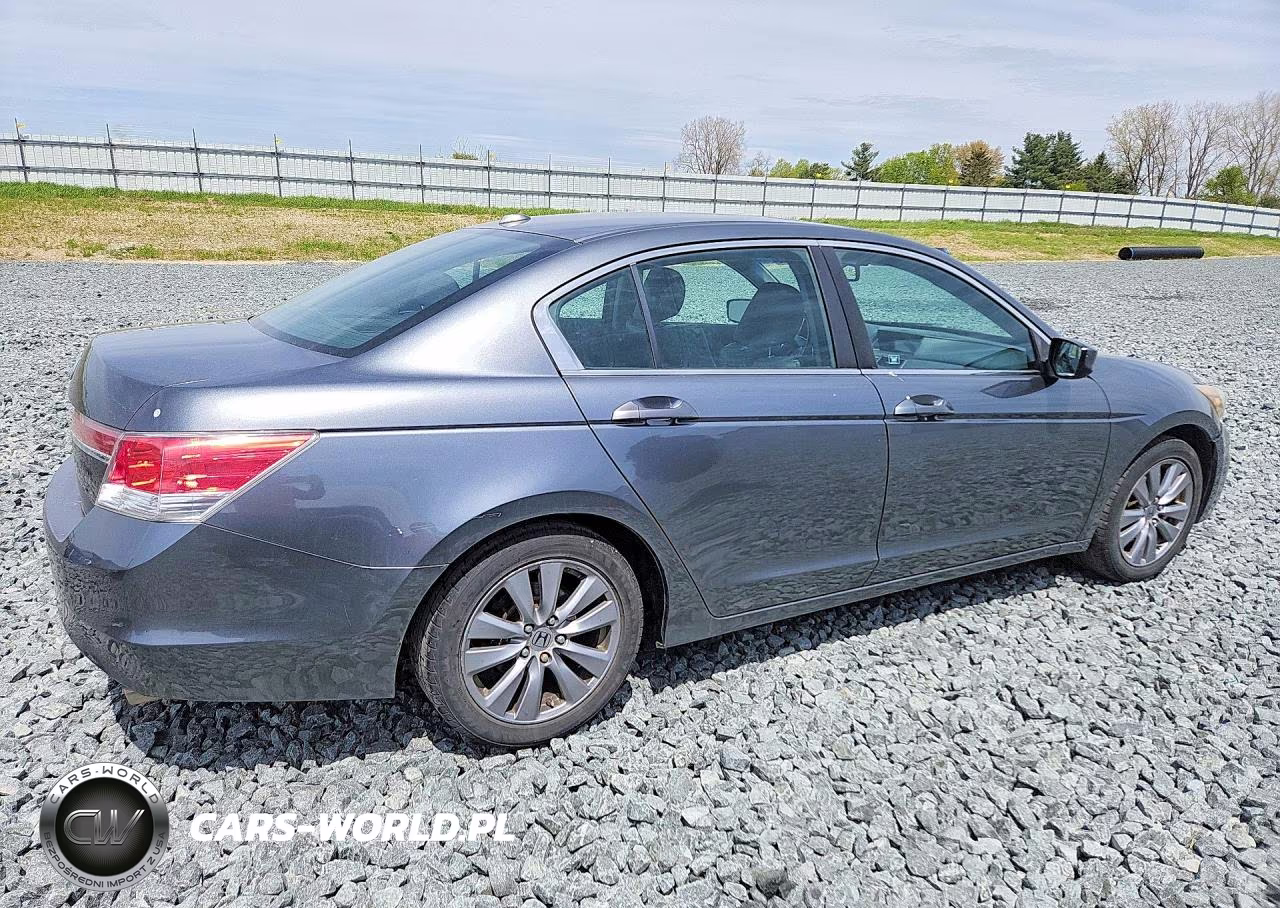 2012 Honda Accord Exl VIN:1HGCP2F83CA070755 - 3