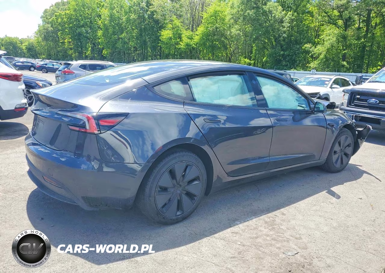 2025 Tesla Model 3 VIN:5YJ3E1EA9SF980158 - 3