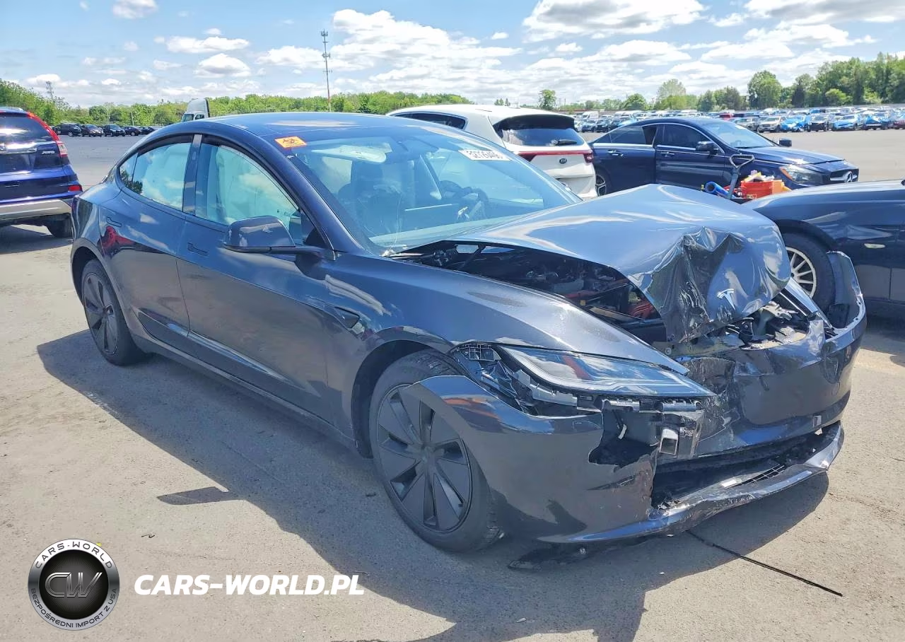 2025 Tesla Model 3 VIN:5YJ3E1EA9SF980158 - 4