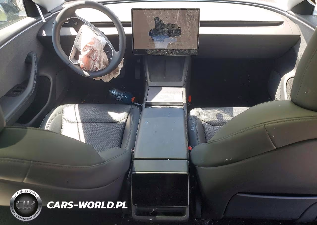 2025 Tesla Model 3 VIN:5YJ3E1EA9SF980158 - 8