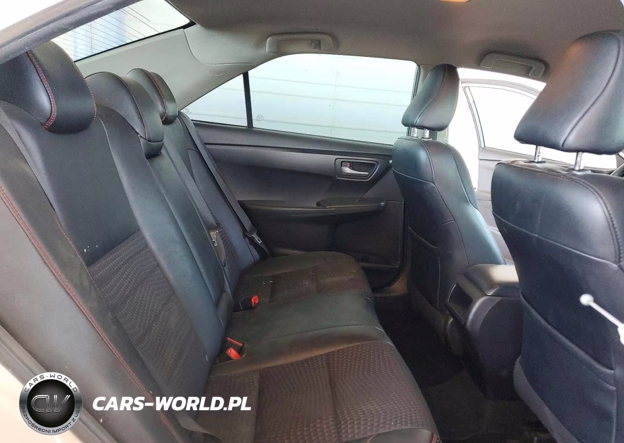 2015 Toyota Camry Se VIN:4T1BF1FK4FU049298 - 10