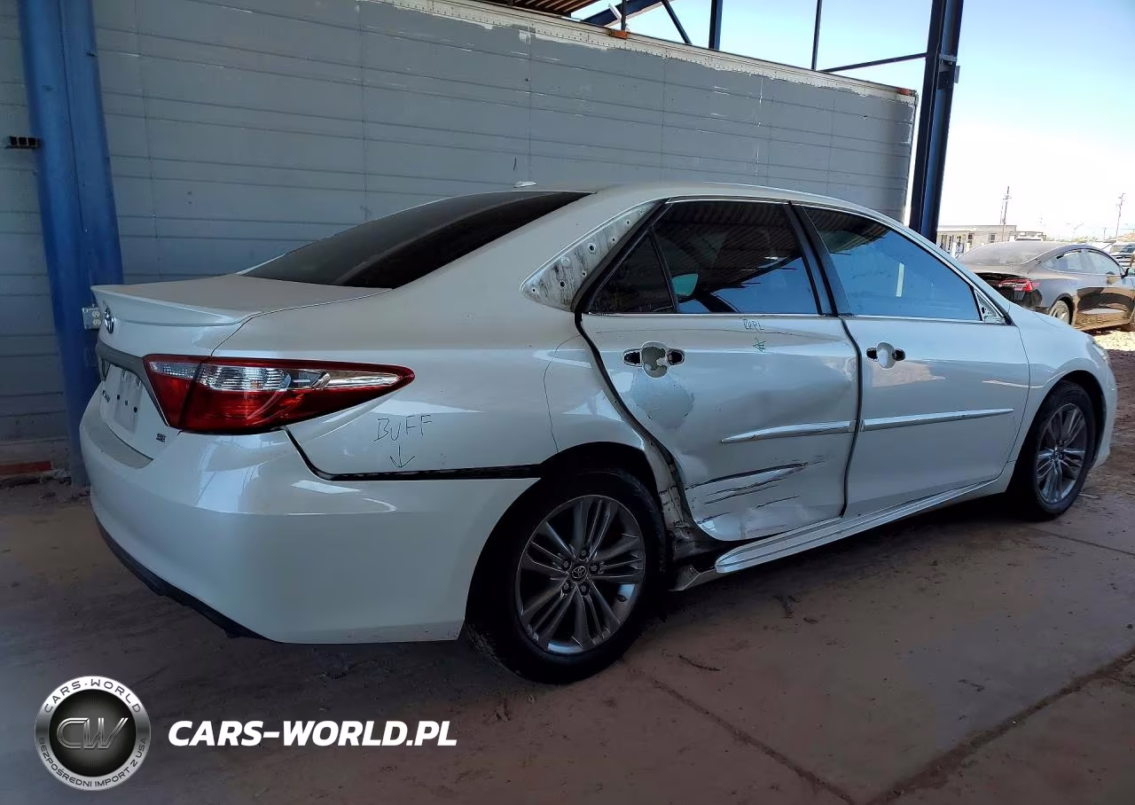 2015 Toyota Camry Se VIN:4T1BF1FK4FU049298 - 3