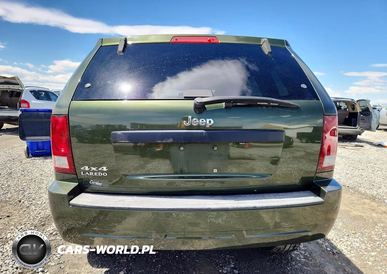 2007 Jeep Grand Cherokee Laredo VIN:1J8GR48K57C681596 - 6