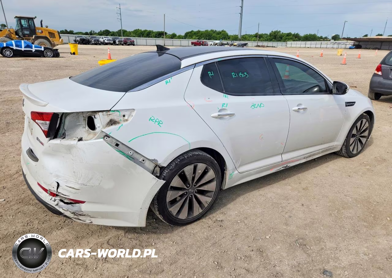 2012 Kia Optima Sx VIN:5XXGR4A63CG013553 - 3