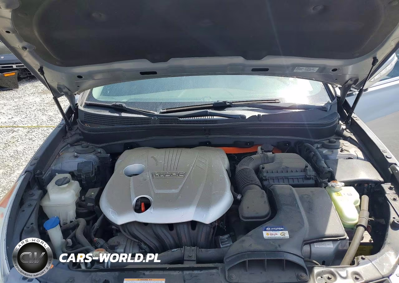2015 Hyundai Sonata Hybrid Limited VIN:KMHEC4A41FA128008 - 11