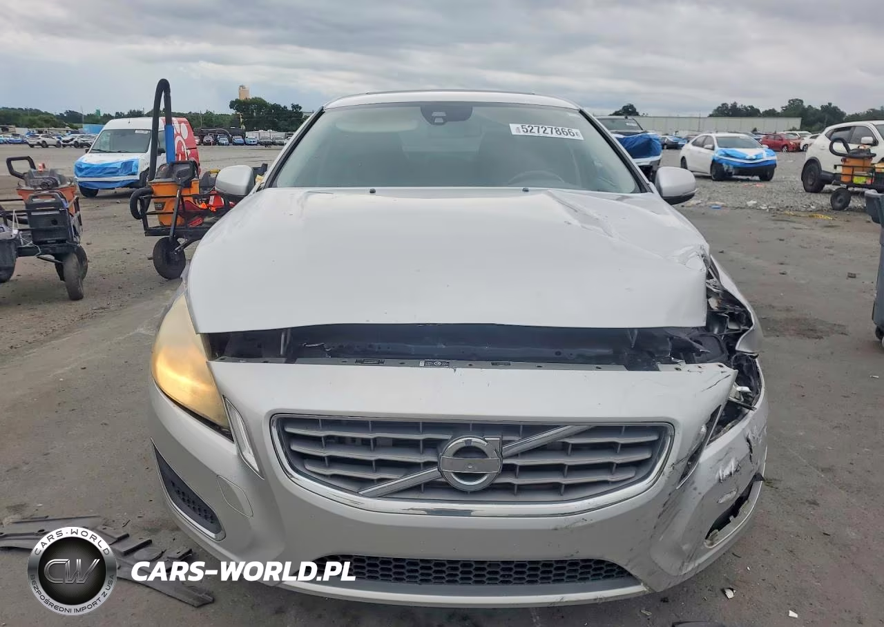 2012 Volvo S60 T5 VIN:YV1622FS6C2078651 - 5