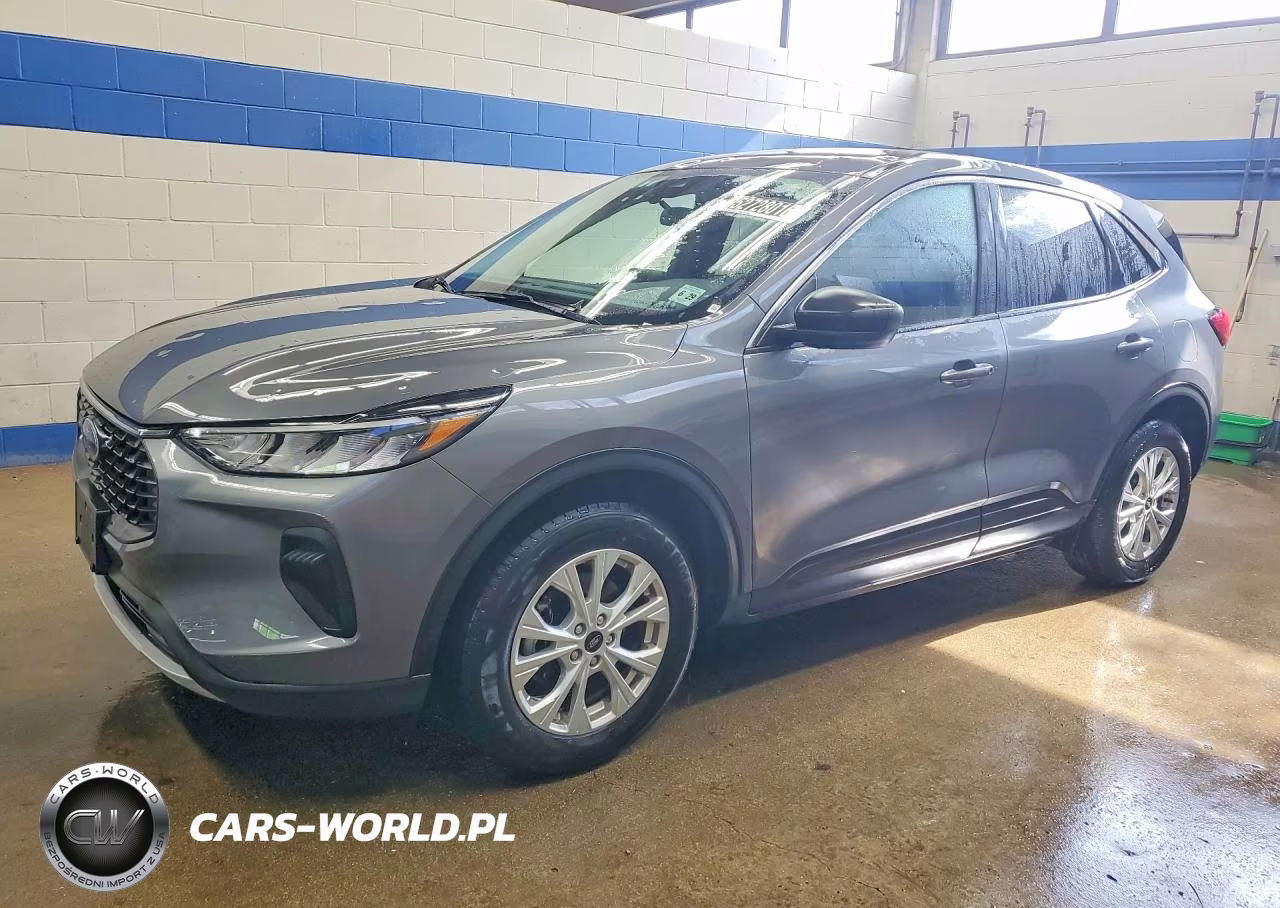 2024 Ford Escape Active