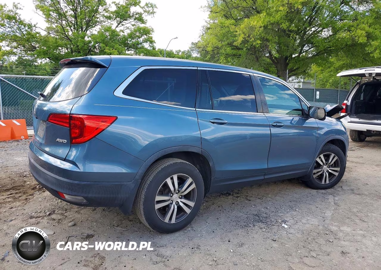 2018 Honda Pilot Exln VIN:5FNYF6H74JB053924 - 3