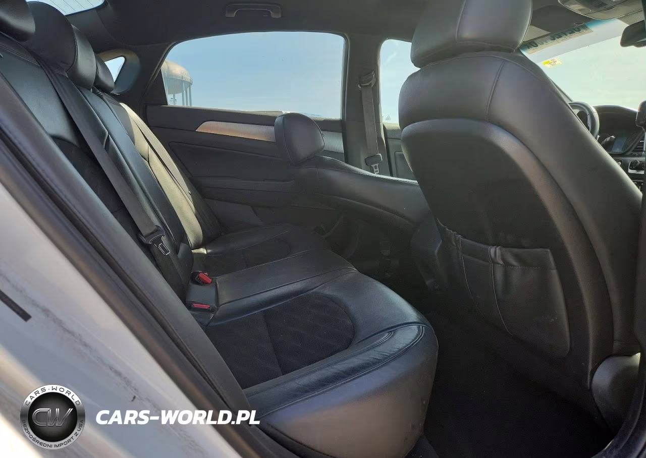 2018 Hyundai Sonata Sport VIN:5NPE34AF4JH646864 - 10
