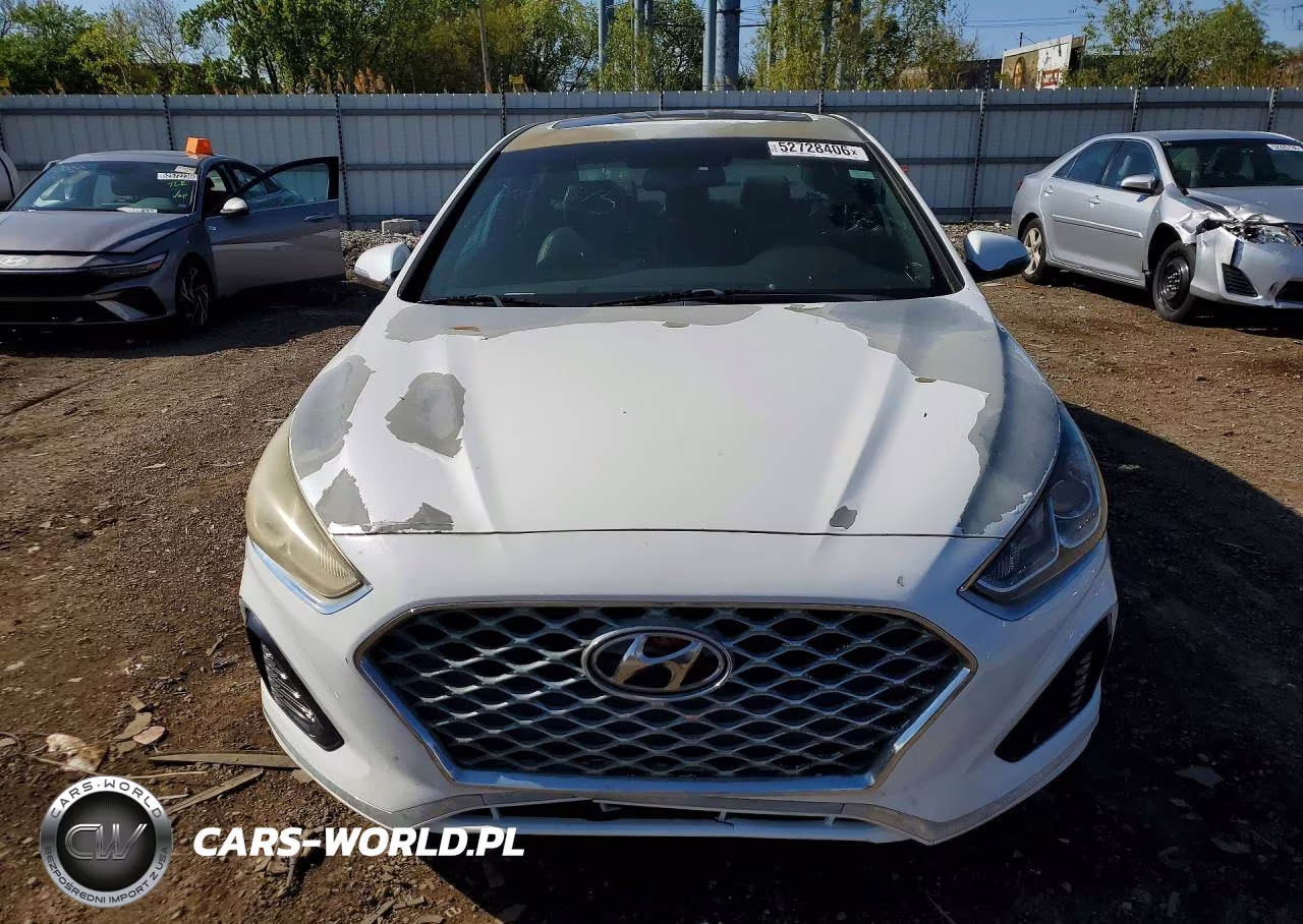 2018 Hyundai Sonata Sport VIN:5NPE34AF4JH646864 - 5