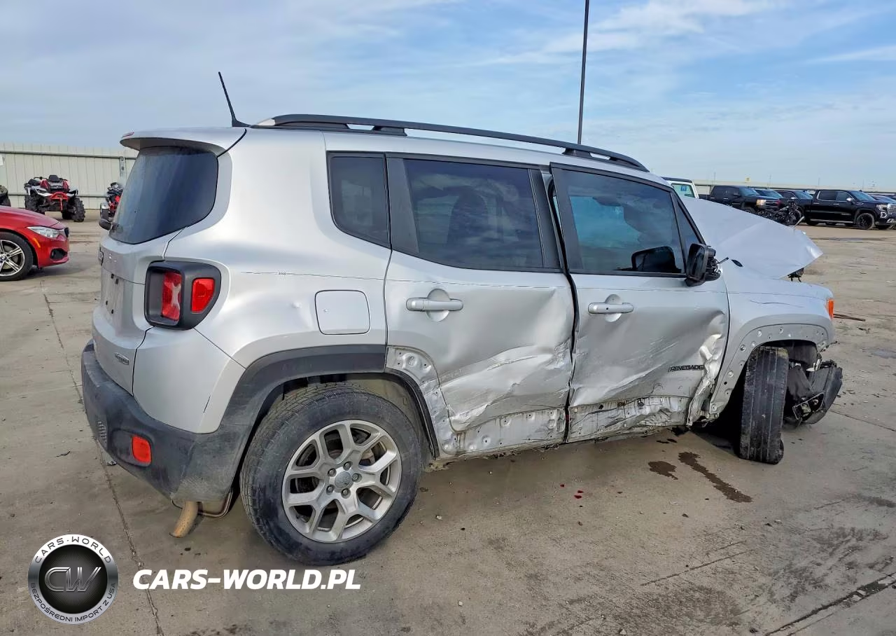 2018 Jeep Renegade Latitude VIN:ZACCJABB5JPJ19718 - 3