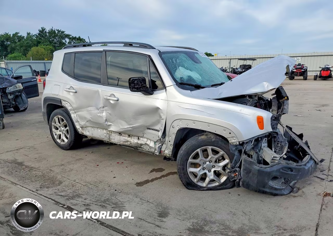 2018 Jeep Renegade Latitude VIN:ZACCJABB5JPJ19718 - 4