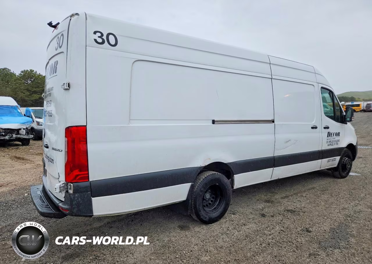 2022 Mercedes-Benz Sprinter 3500 VIN:W1Y8ED3Y6NT114129 - 3