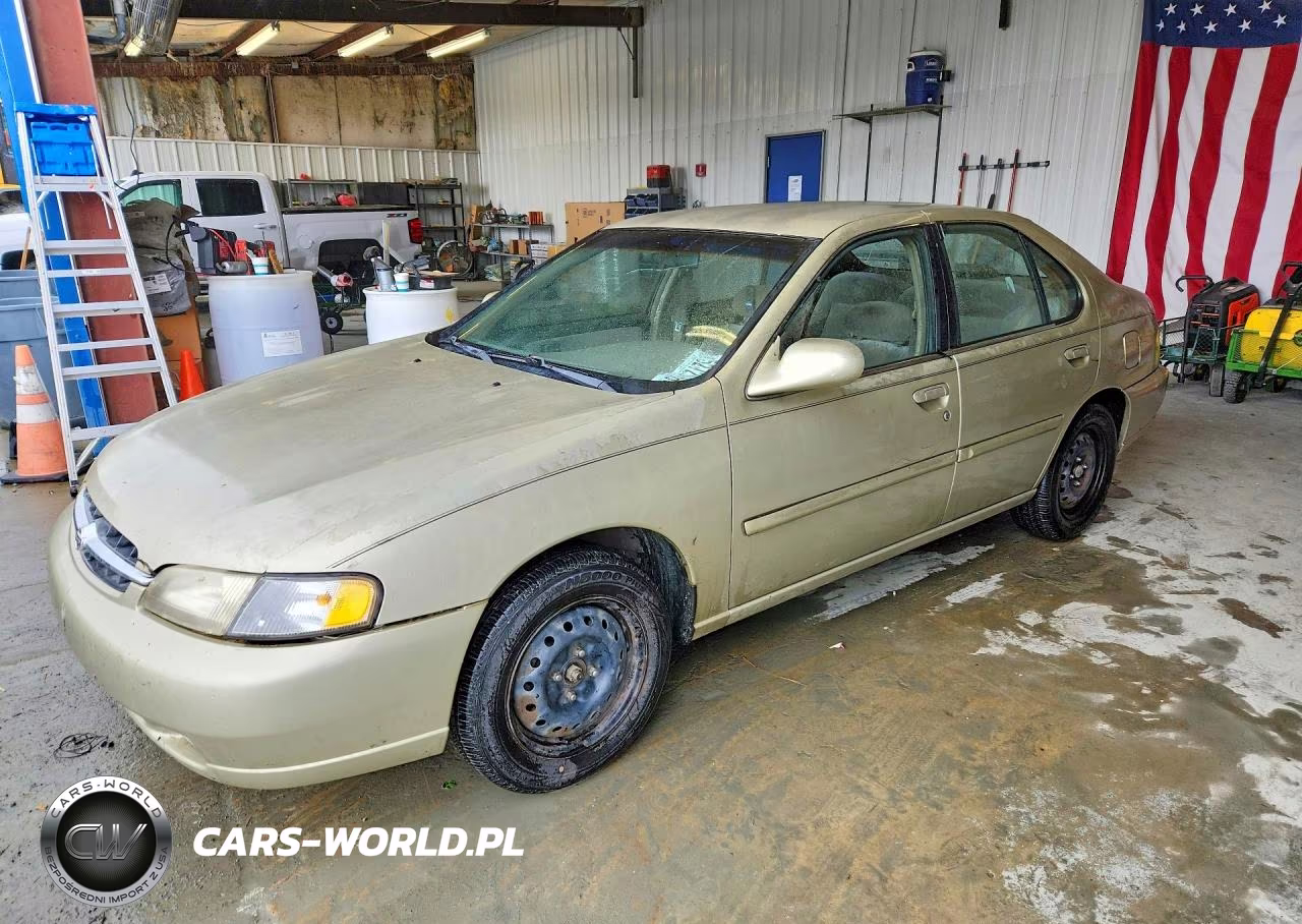 1998 Nissan Altima Xe