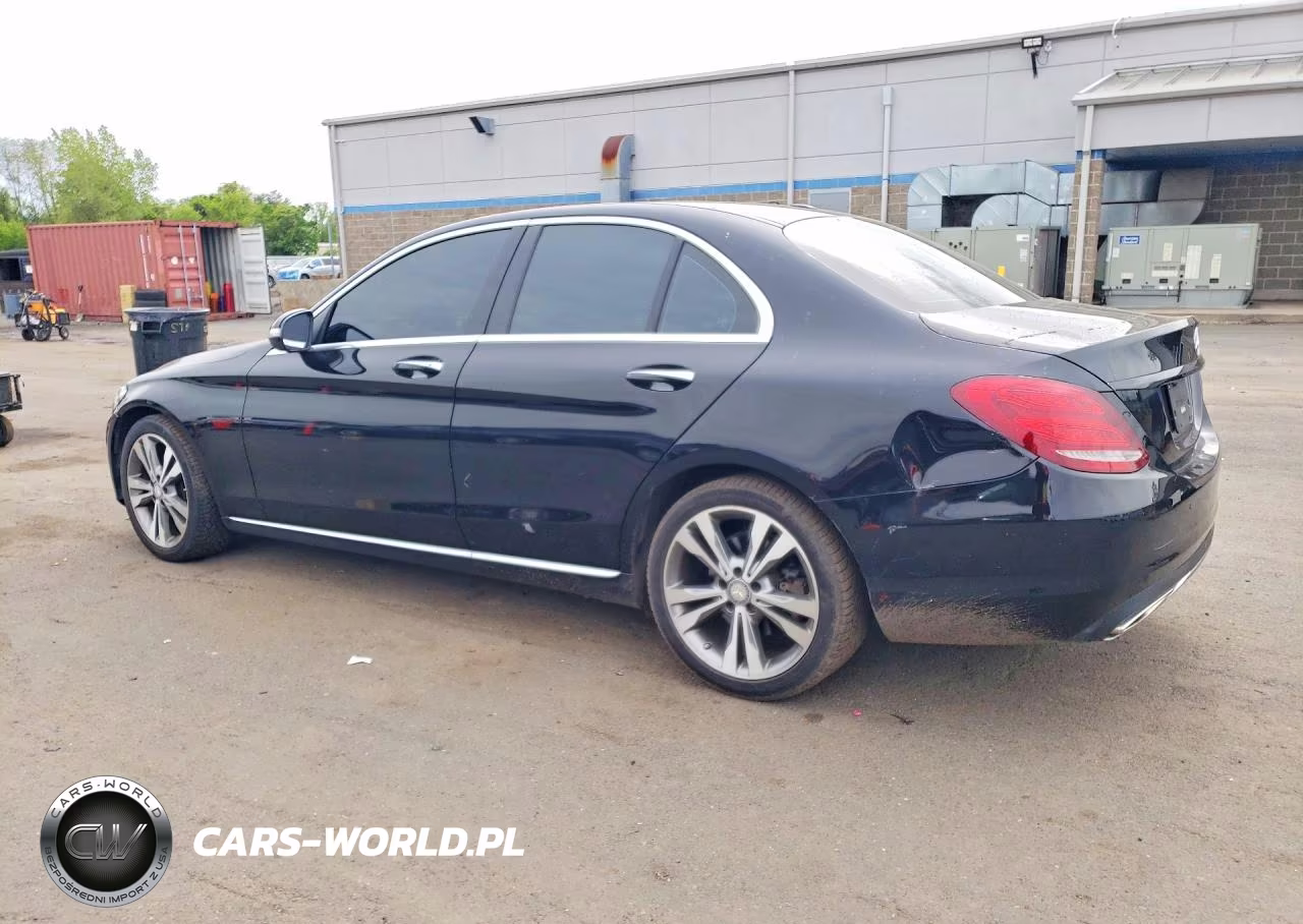 2015 Mercedes-Benz C 300 4Matic VIN:55SWF4KB7FU039448 - 2