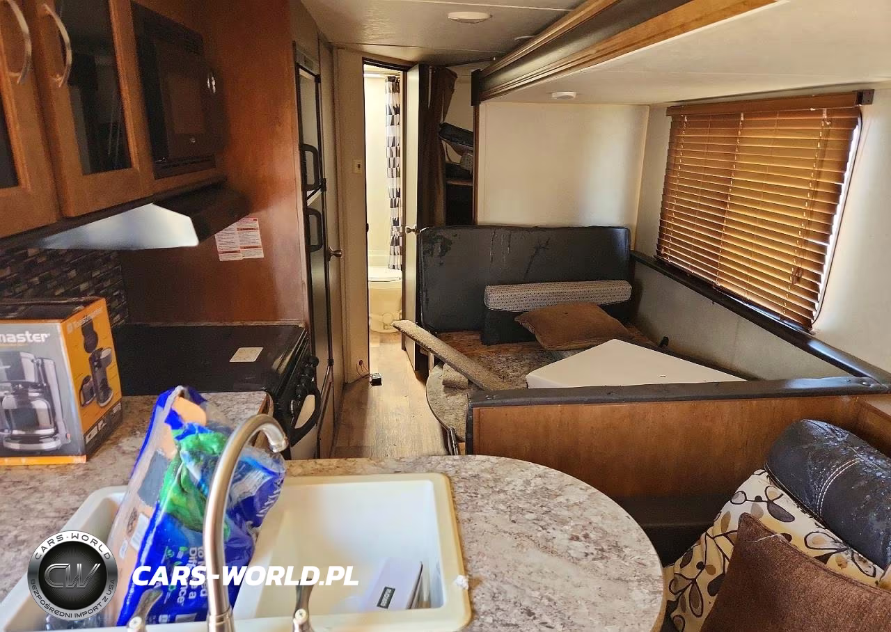 2017 Forest River Cruise Lite Camper VIN:4X4TSMB22H7411880 - 6