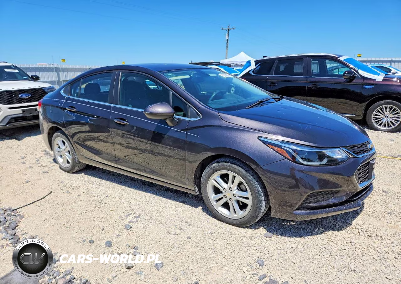 2017 Chevrolet Cruze Lt VIN:1G1BE5SM7H7194691 - 4