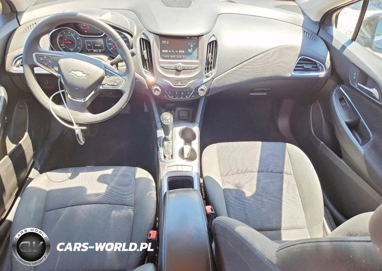 2017 Chevrolet Cruze Lt VIN:1G1BE5SM7H7194691 - 8