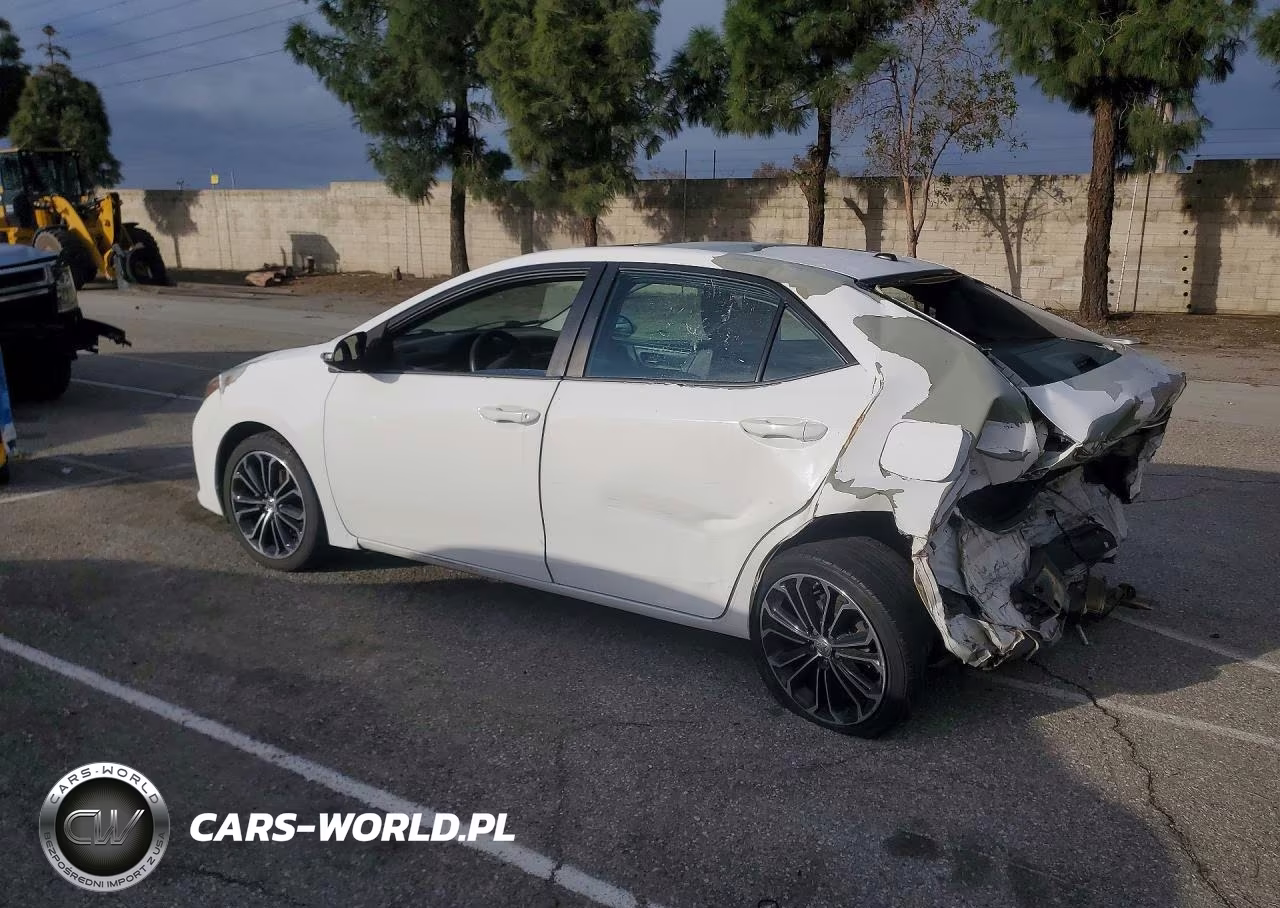 2015 Toyota Corolla L VIN:5YFBURHE1FP347031 - 2