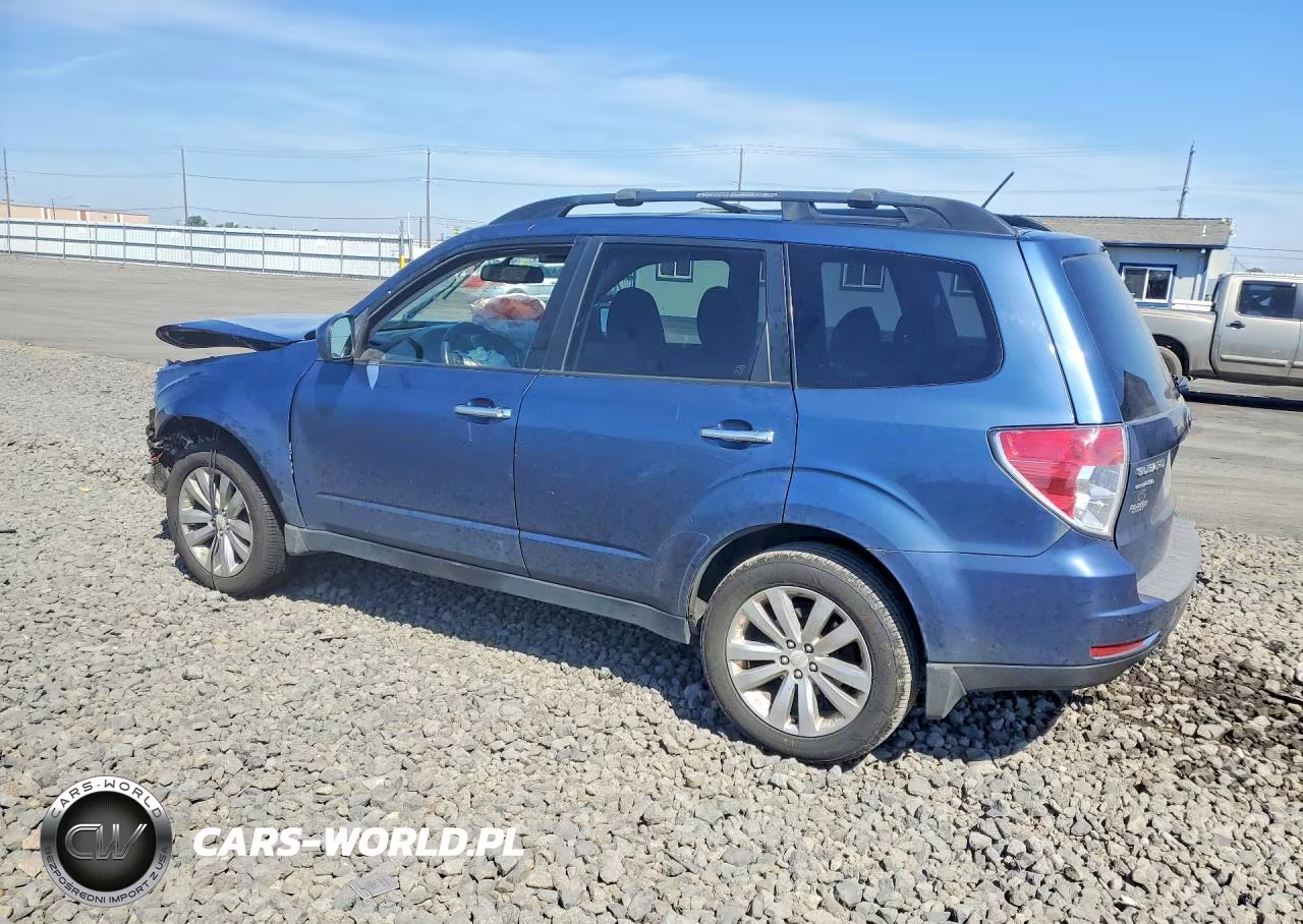 2012 Subaru Forester 2.5X Premium VIN:JF2SHADCXCH418147 - 2