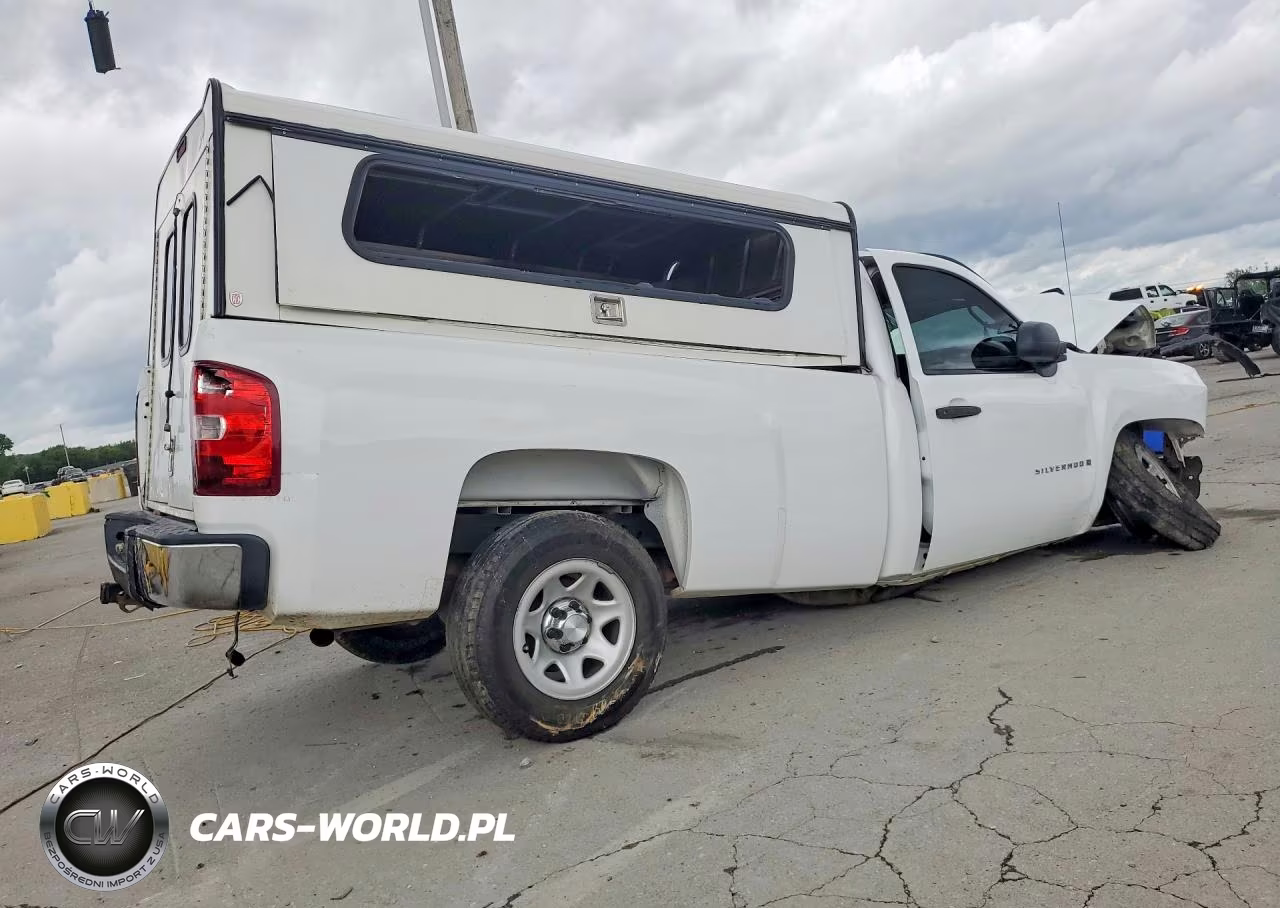 2008 Chevrolet Silverado C1500 VIN:1GCEC14X98Z256235 - 3