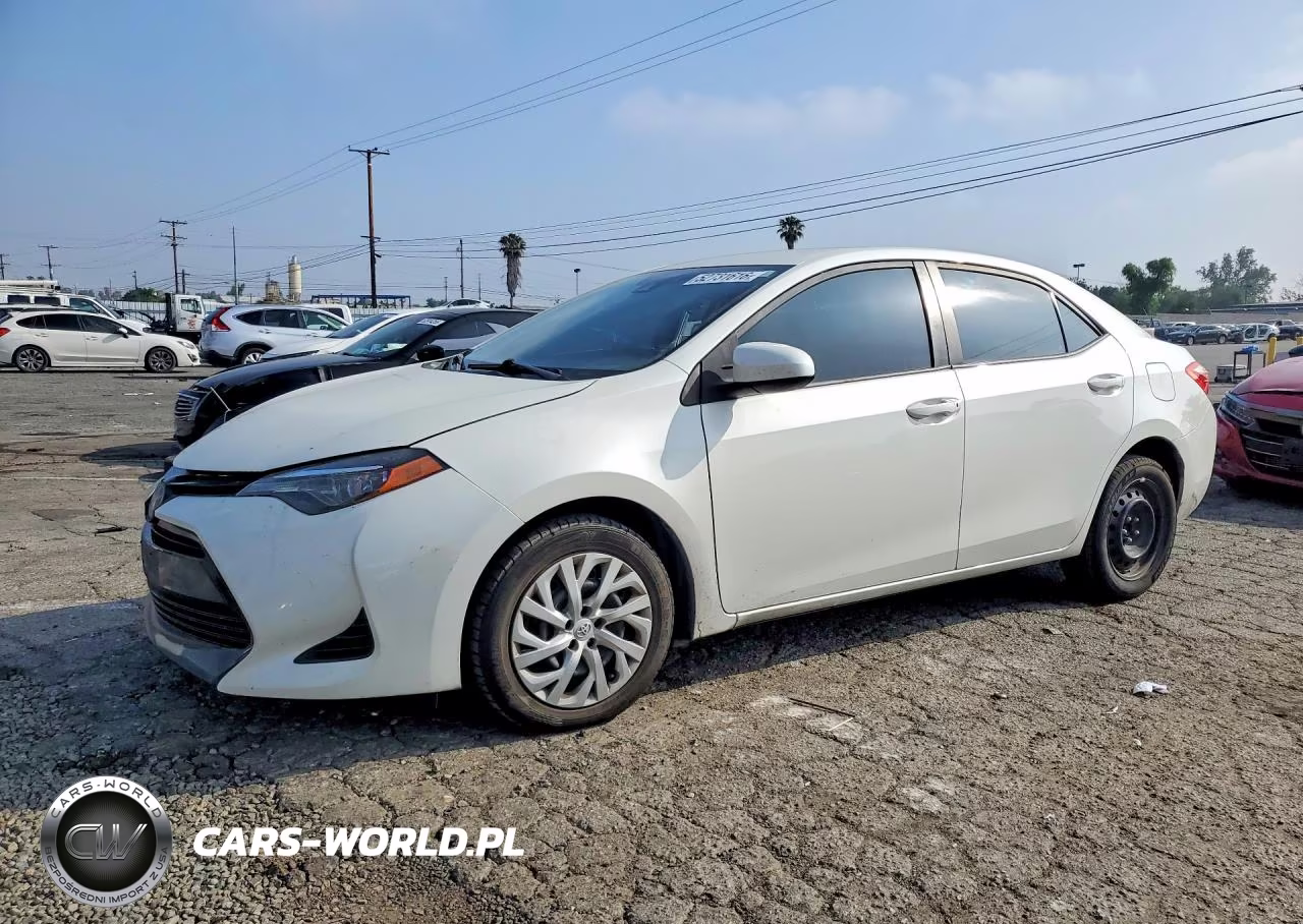 2018 Toyota Corolla Le – zdjęcie 1 z 12