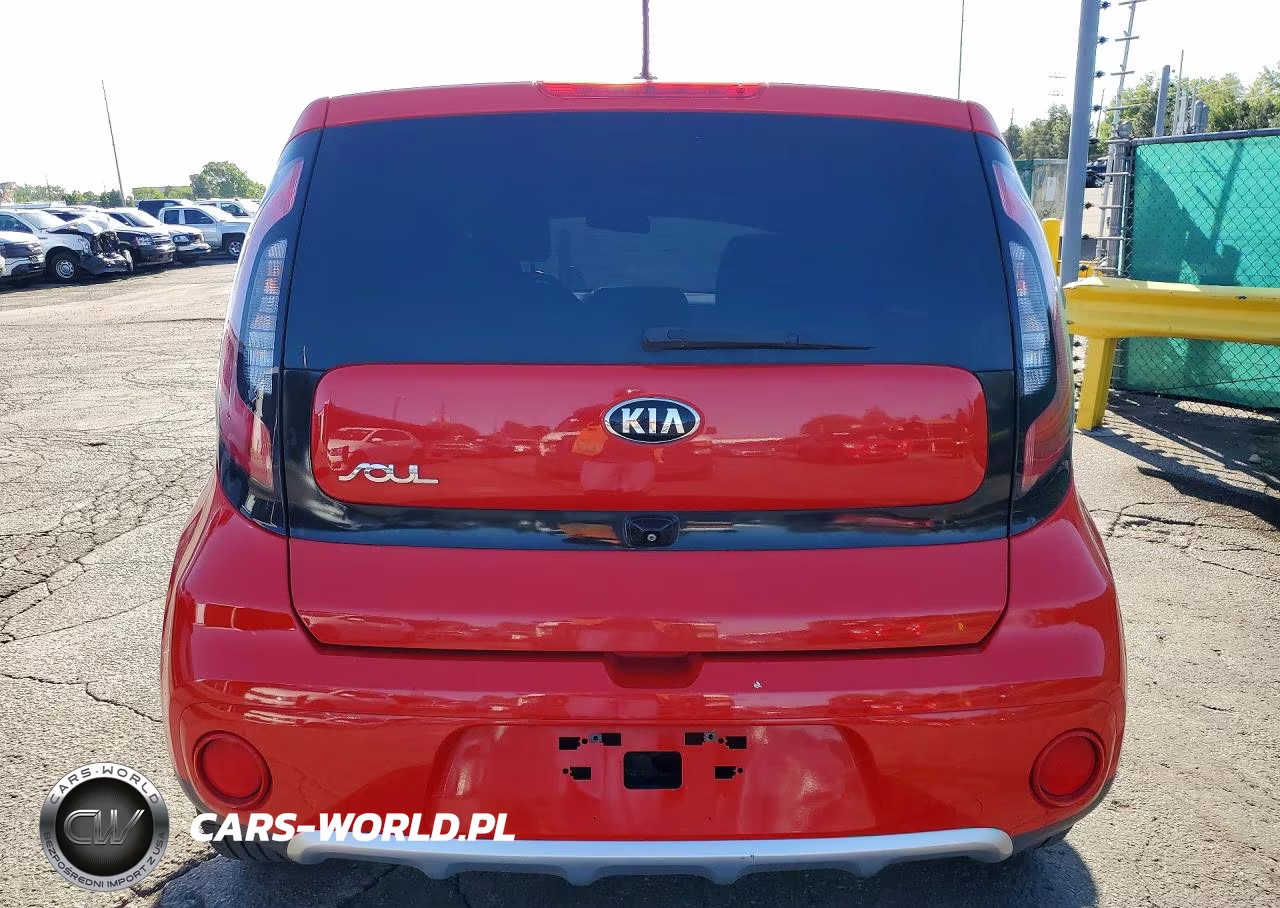 2018 Kia Soul + VIN:KNDJP3A58J7567660 - 6
