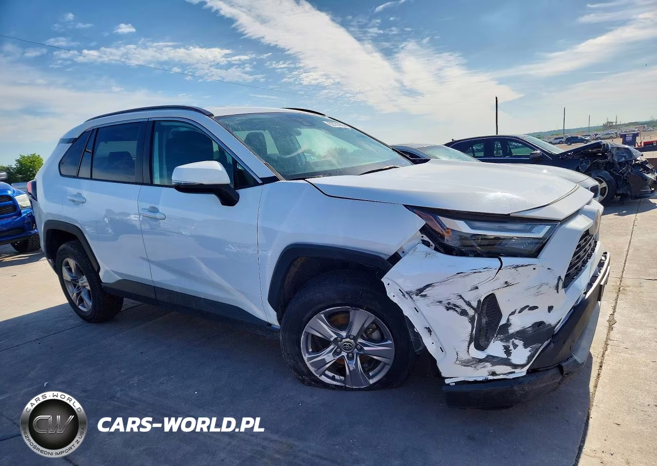 2022 Toyota Rav4 Xle VIN:2T3W1RFV4NW194467 - 4