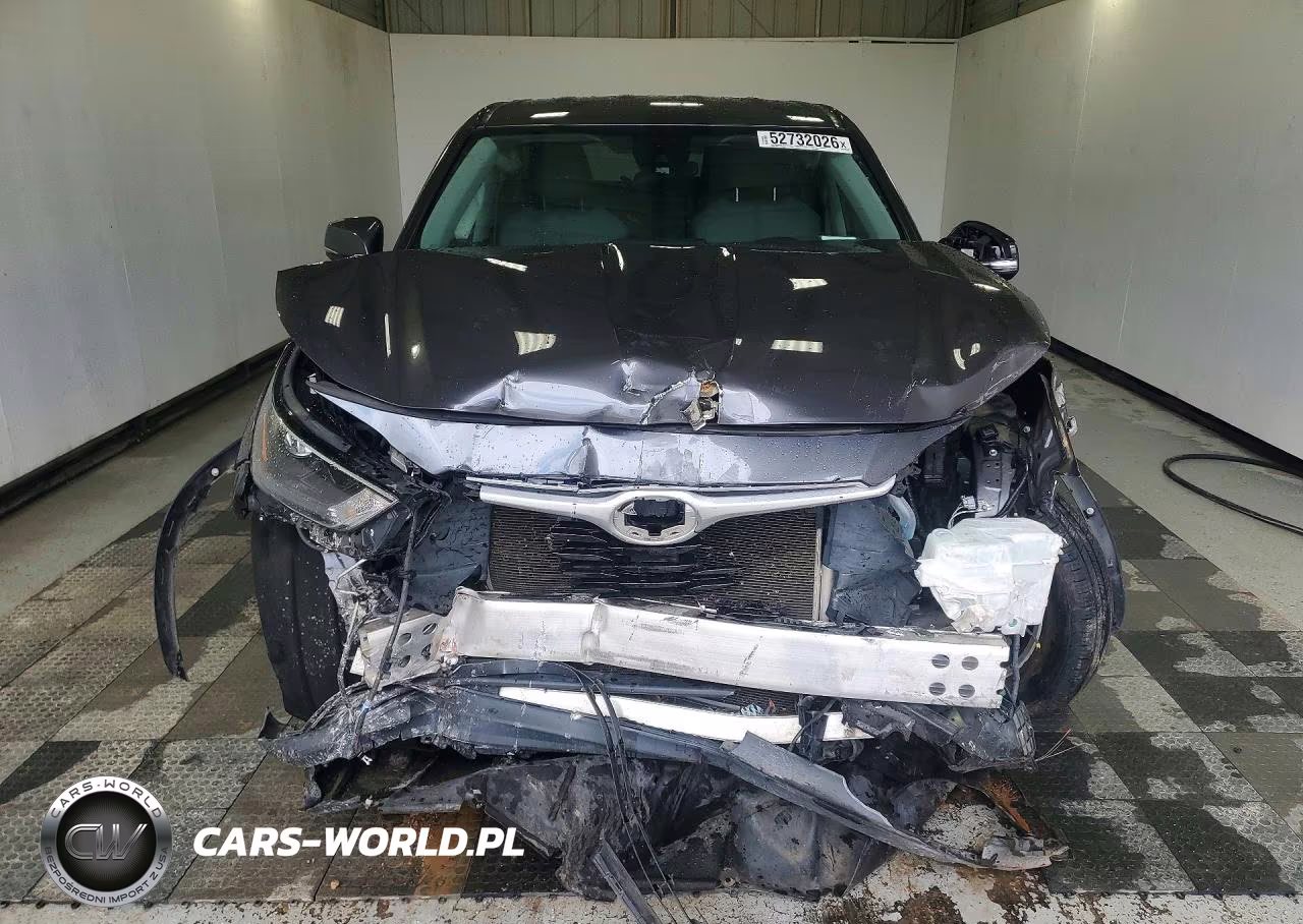 2022 Toyota Highlander L VIN:5TDCZRAH8NS099666 - 5