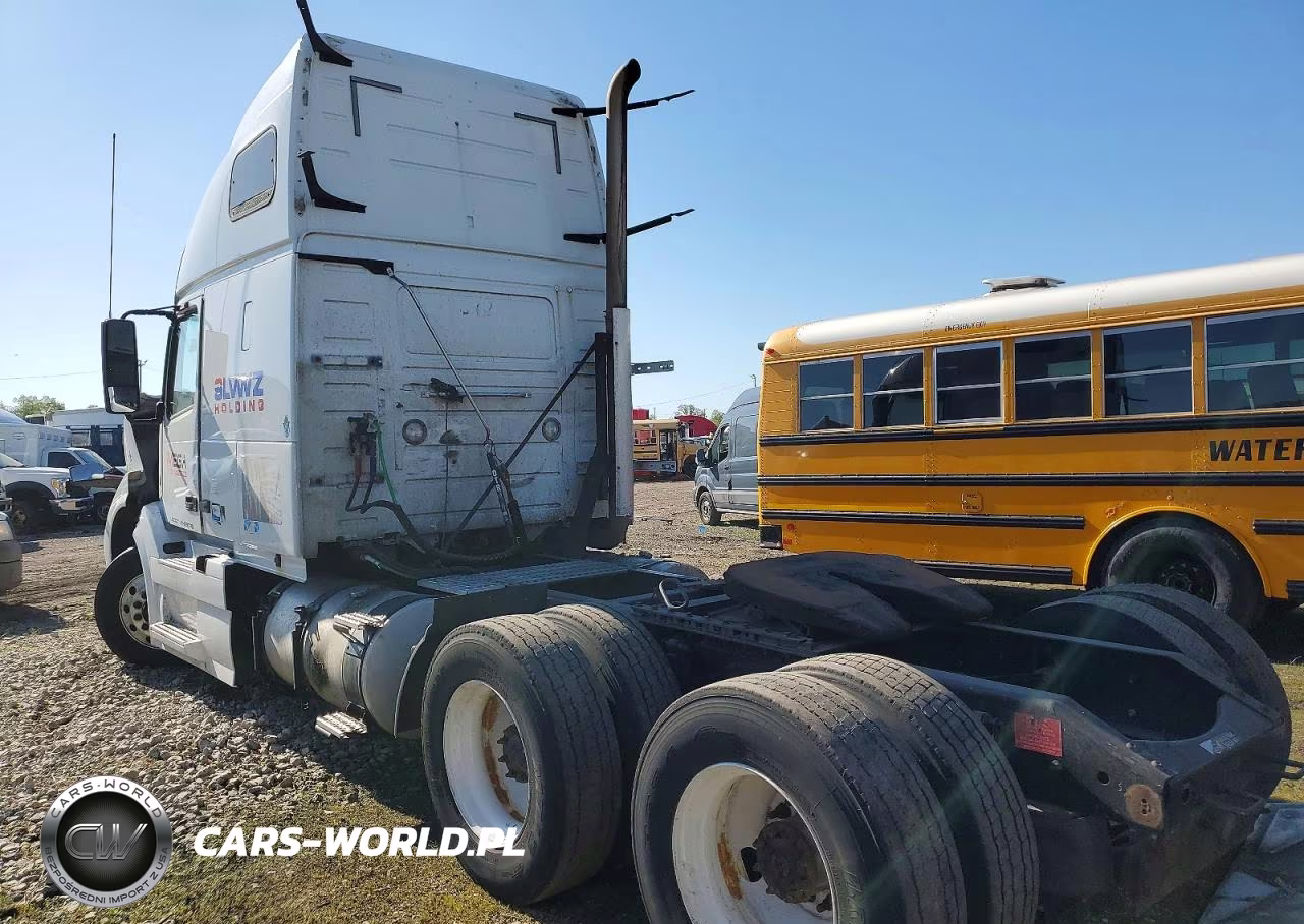 2018 Volvo Vnl Semi Truck VIN:4V4NC9EH4JN996038 - 3