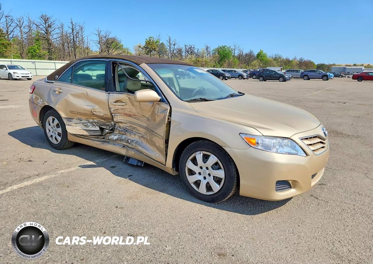 2010 Toyota Camry Le VIN:4T1BF3EK9AU068306 - 4