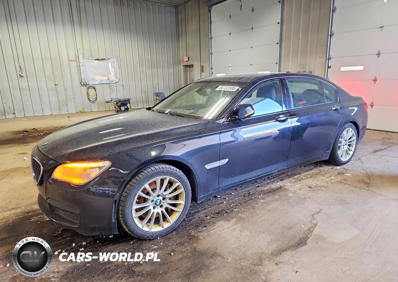 2015 BMW 750 Lxi