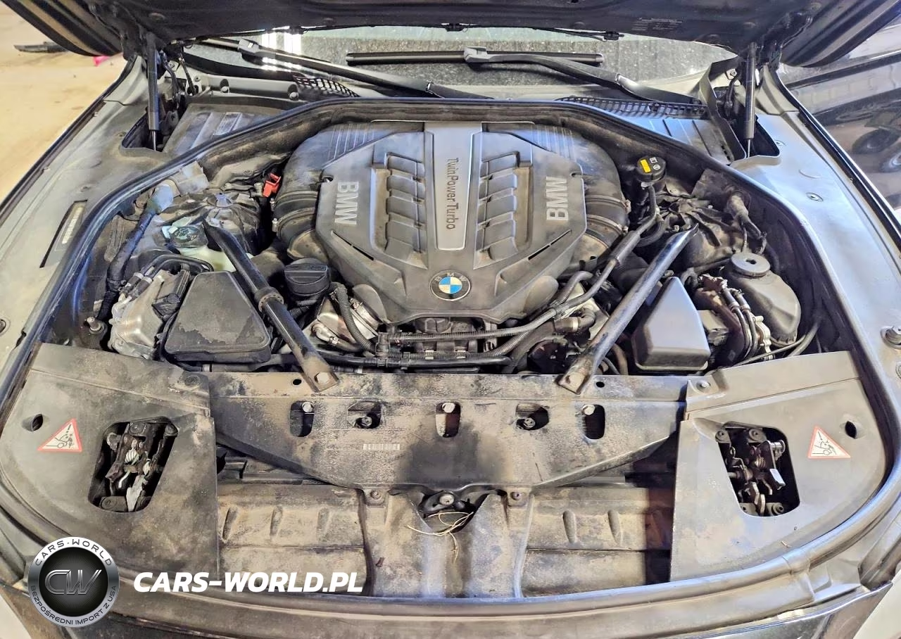 2015 BMW 750 Lxi VIN:WBAYF8C53FD655193 - 11