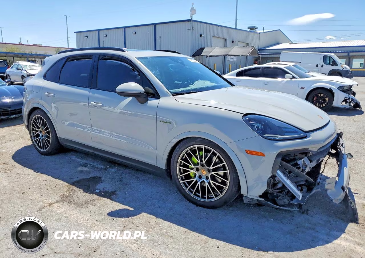2023 Porsche Cayenne E-Hybrid VIN:WP1AE2AY6PDA12869 - 4